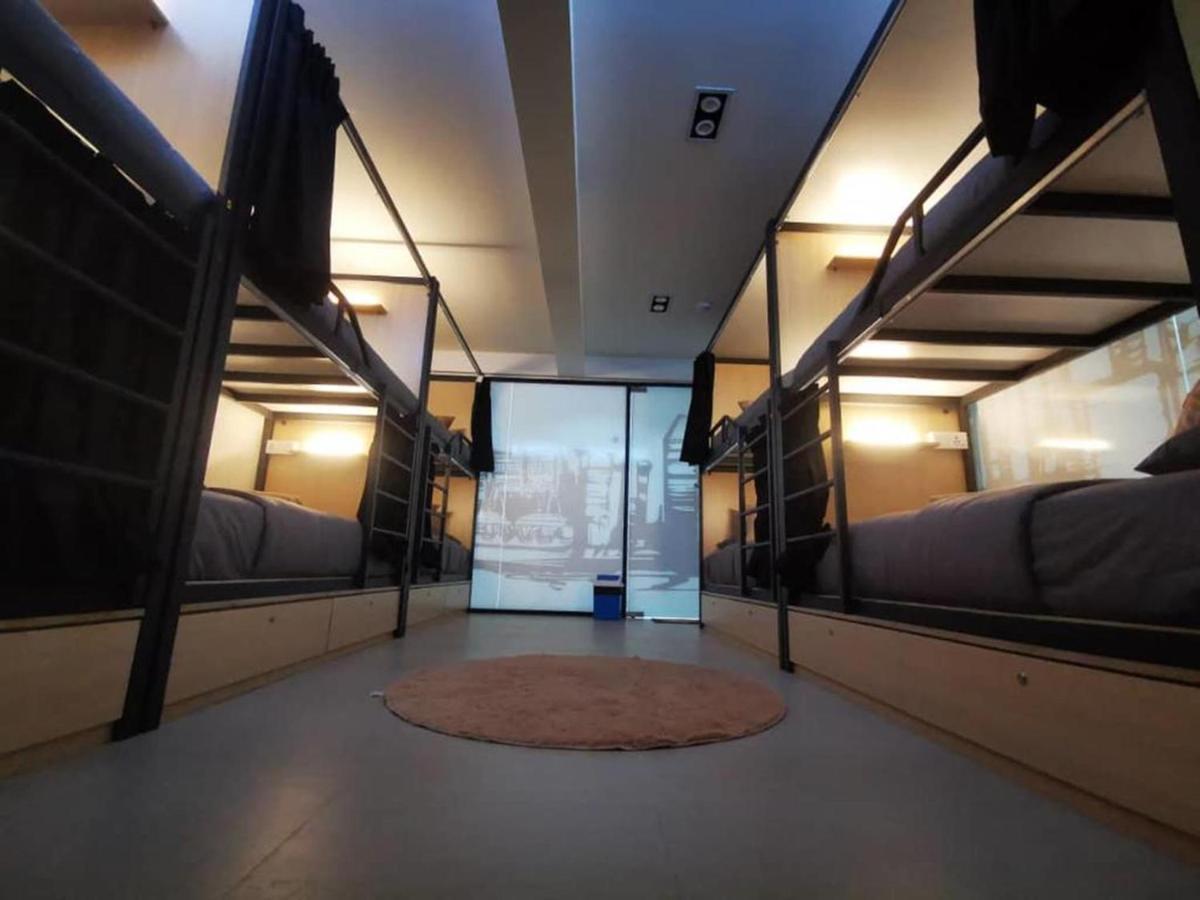เชลล์ เอาต์ คลับ สวีท Hotel กัวห์ ภายนอก รูปภาพ